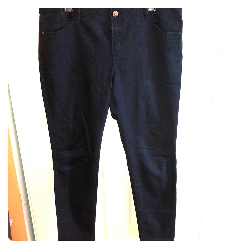 SIMPLY VERA VERA WANG DARK NAVY SKINNY JEANS SZ14